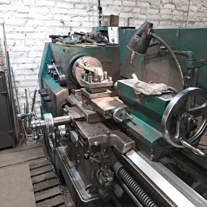 1В62Г токарно-винторезный станок