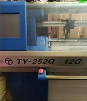 Вязальная машина TY-252Q