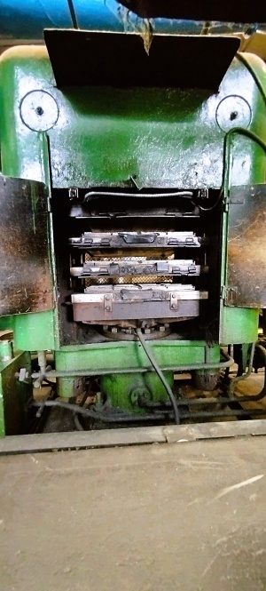 Пресс вулканизационный 800х800-4Э