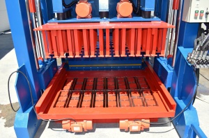 Вибропресс мобильный Svemlo SUMAB 4800