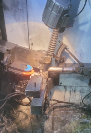 Заточной станок с ЧПУ для дисковых пил UT.MA