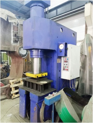 Пресс гидравлический П6332Б