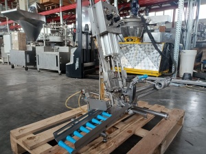 Клипсатор полуавтомат Компо КН 23М