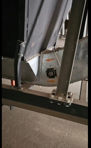 Скребковый конвейер тип TZK модель 100