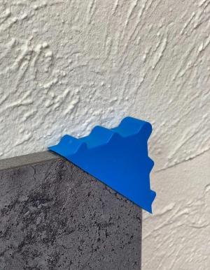 Защитные уголки для безопасной транспортировки товаров