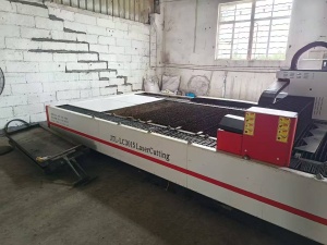 Станок лазерной резки металла 3000х1500 мм Raycus 3000 Вт бу