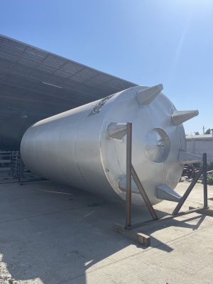 Емкость из нержавейки