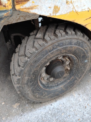 Вилочный погрузчик Komatsu FG15T-20