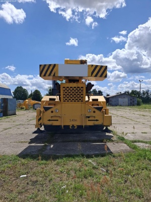 Короткобазный кран GROVE RT755