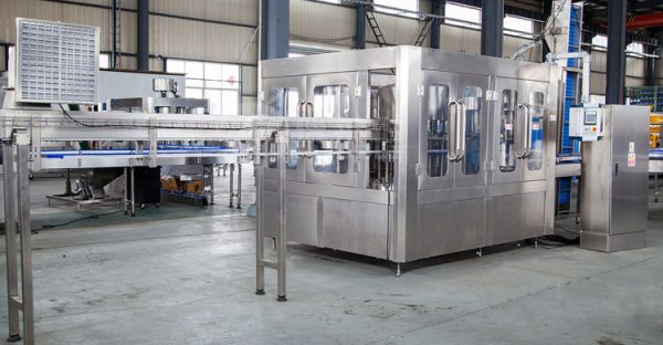 Автоматическое оборудование для линии выдува и розлива газированной/негазированной воды в ПЭТ тару объемом 0,25-2,0 л