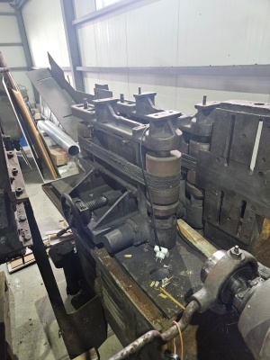 Двухсторонний шлифовальный станок GIUSTINA, Besly 236