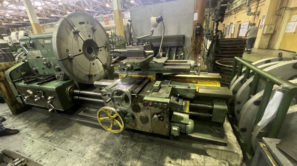 Станок лоботокарный рт286