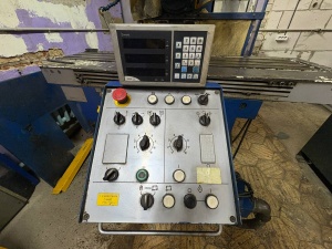 универсально-фрезерный станок Орша Ф32У-31