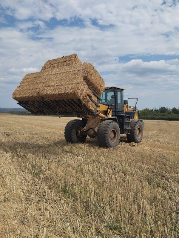 Вилы для силоса для погрузчиков JCB, Амкодор, Hyundai и других