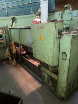 Токарно-винторезный станок МК6056