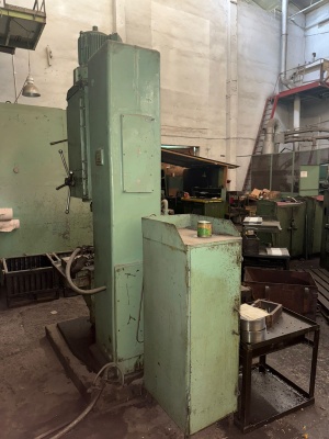 Вертикально-сверлильный станок 2н150