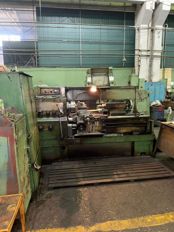Токарно-винторезный станок 16к20 (1802)
