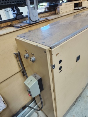 Инжекционно-литьевая машина «HUSKI 225RS65/60»