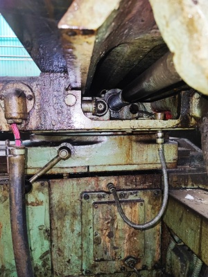 Горизонтально-фрезерный станок 6т83-1