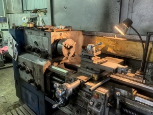 Станок токарно-винторезный ГС526У-02