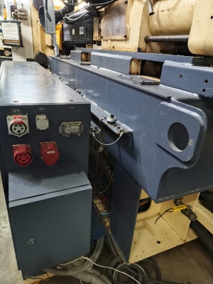 Инжекционно-литьевая машина «HUSKI H225 RS55/50»