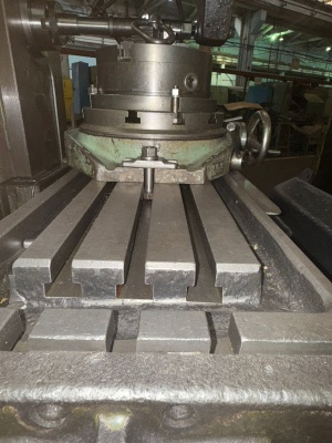 Горизонтально-фрезерный станок 6т82г-29 (2579)