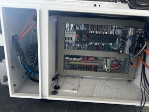 Усозарезной торцовочный двухпильно-сверлильный станок AHC Makina Alu200PRO