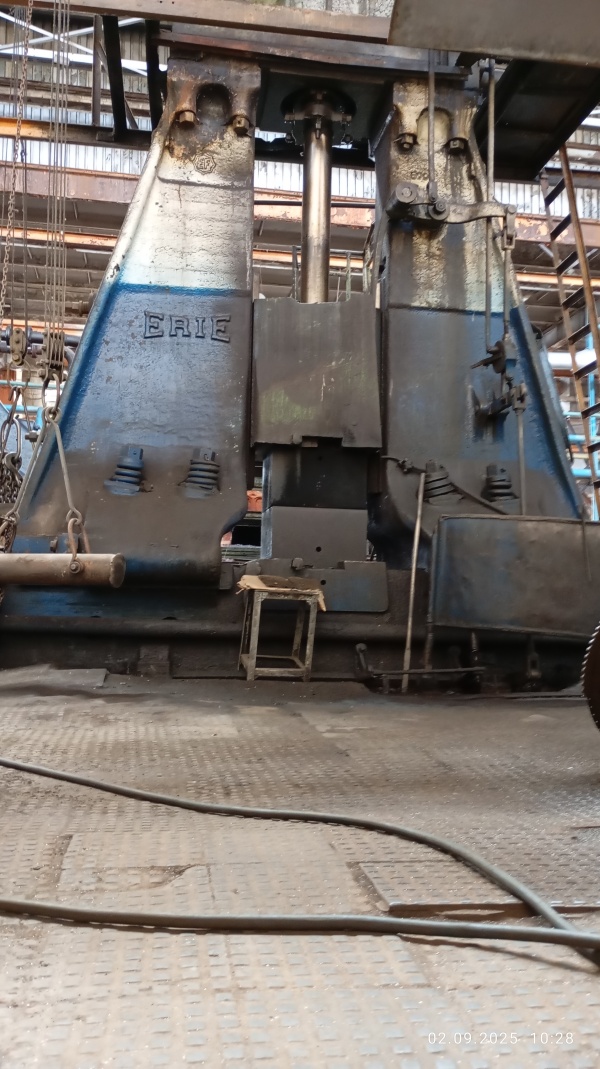 Молот штамповочный паровоздушный