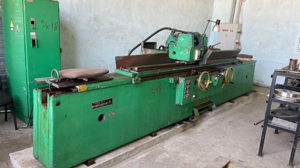 круглошлифовальный станок TOS BHU 32A/2000