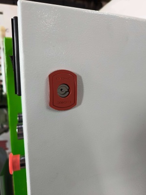 Универсальная полуавтоматическая перемоточная машина (УППВПМ) 350Д