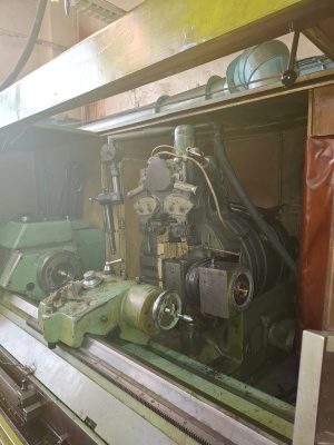 Резьбошлифовальный станок 5к823в