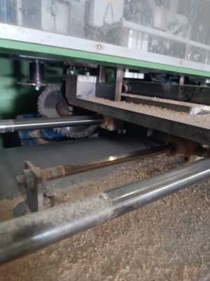 Станок фрезерный зарезки дверных коробок