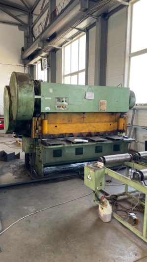 Ножницы гильотинные НГ13-01 с рольганг 1,3/4,0-П И3327