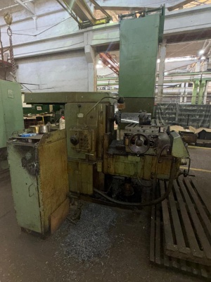 Горизонтально-фрезерный станок 6т83-1