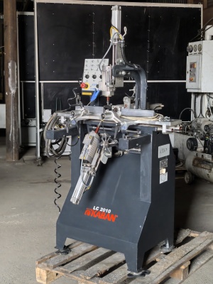 KABAN LC 2010 Станок для водоотводящих каналов полуавтоматический