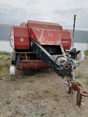 Пресс подборщик Case IH 550