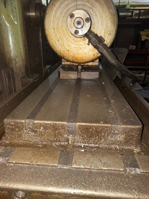 Горизонтально-фрезерный станок 6м83