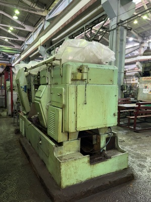 Токарный автомат 1б240п-6