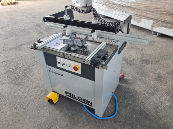 Сверлильно присадочный станок Felder FD 21