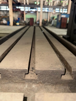 Горизонтально-фрезерный станок 6р83 (1374)