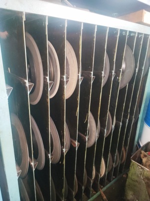 Червячнорезьбошлифовальный станок 5886в