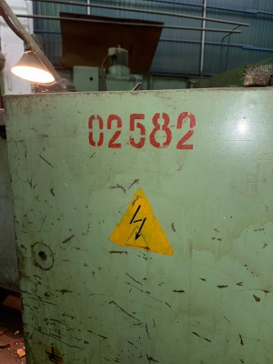 Токарно-винторезный станок МК6056