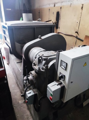 Смеситель ЗЛ-100-13К-04. Нерж