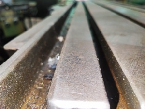 Горизонтально-фрезерный станок 6т83-1