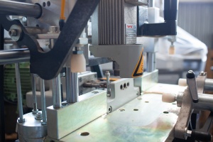 KABAN DE-4050 Копировально-фрезерный станок с 3мя фрезами под ручки