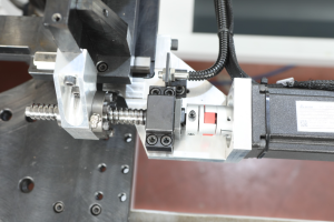 Усозарезной 5-ти осевой торцовочный двухголовый пильно-сверлильный станок AHC ALUEXPERT 300PRO