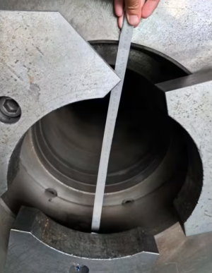 Трубонарезный токарный станок DEMOOR - 825-S360