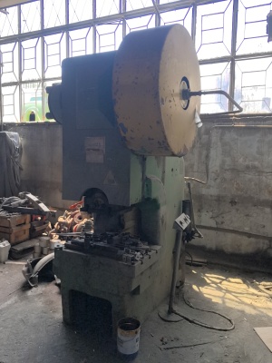 Пресс однокривошипный К2130