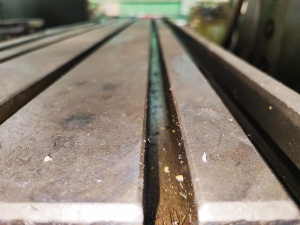 Горизонтально-фрезерный станок 6т83-1