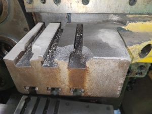 Токарный автомат 1б290-8